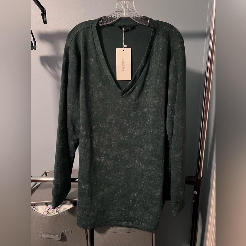 Bloomchic green acid wash long sleeve shirt 18/20 nwt